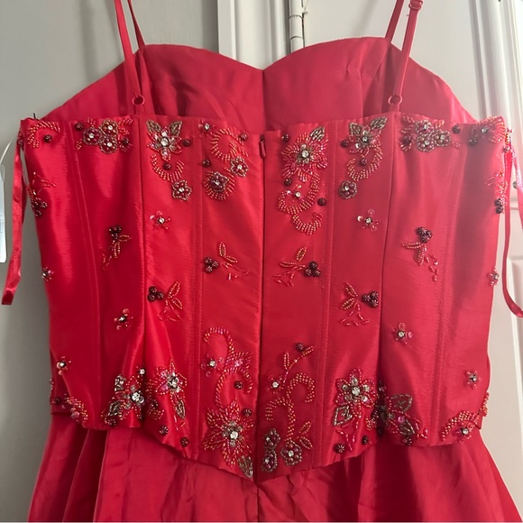 NWT Aspeed evening gown - Picture 7 of 9